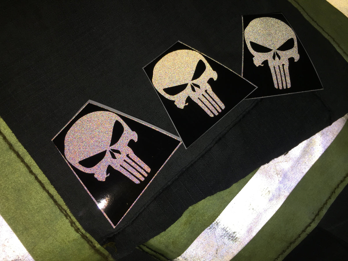 BLACKED OUT PUNISHER SKULL REFLECTIVE HELMET (TET) TETRAHEDRON